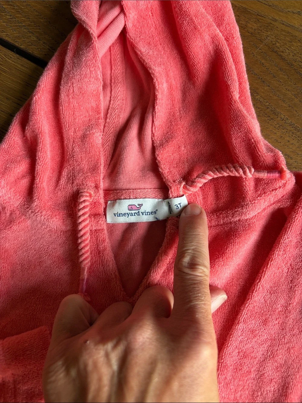 Vineyard Vines Coral Hooded V‑Neck Terry Pullover - kids 3T